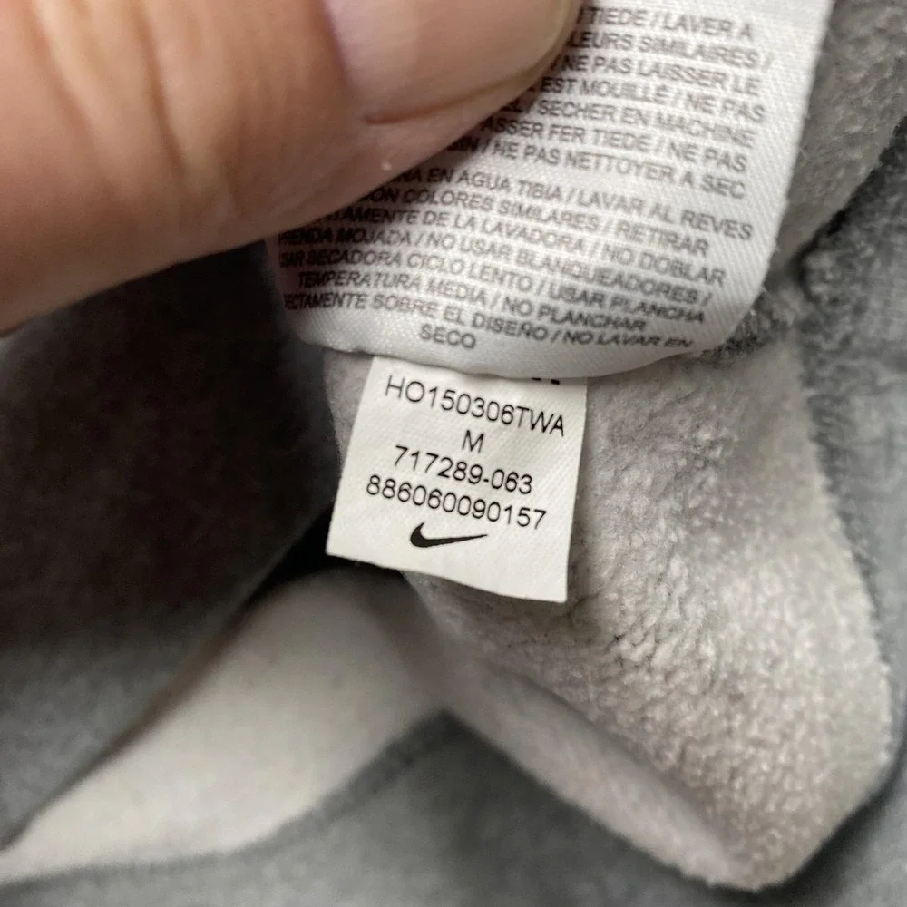 Nike Hoodie Mens Medium Gray Pullover‎ Graphic Swoosh Logo Sweatshirt 717289-063